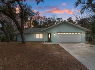 11108 W Thoreau Pl, Crystal River, FL 34428