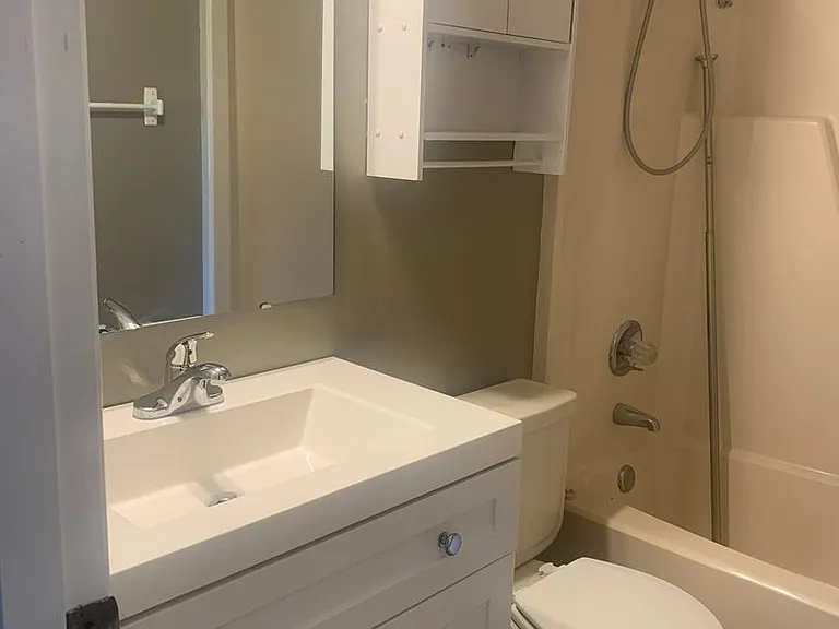 129 Blossom Dr — Photo 8