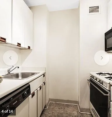 Rented by Keller Williams NYC | media 17