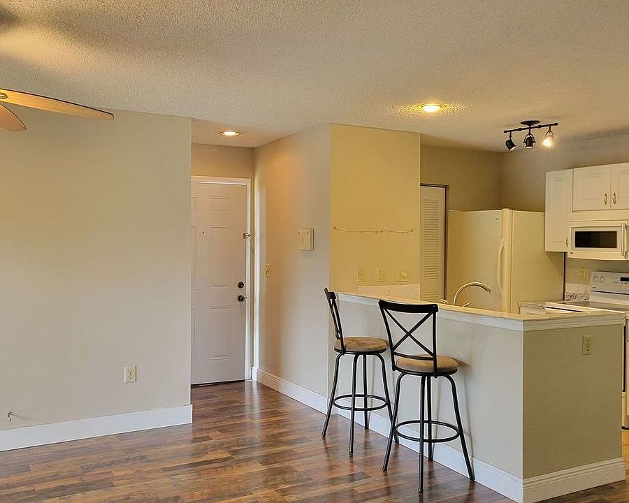 4107 Chatham Oak Ct Tampa, FL, 33624 Apartments for Rent Zillow