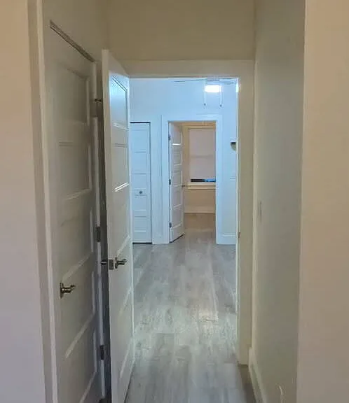 405 B St — Photo 16