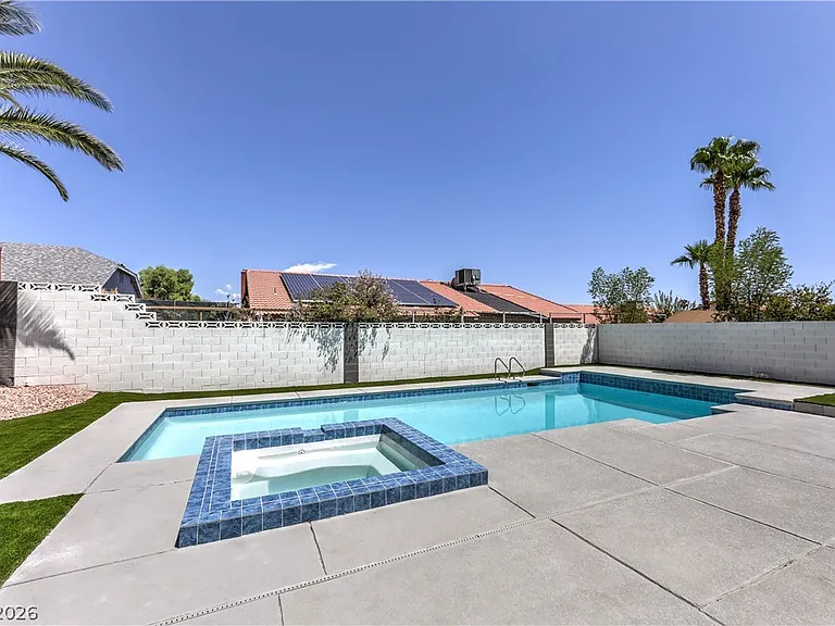 6348 Vicuna Dr — Photo 31