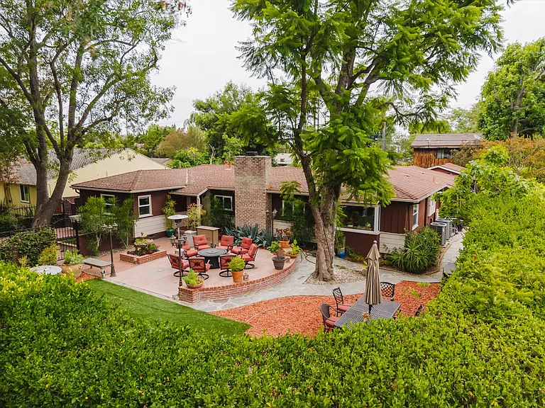 13405 Tiara St — Photo 50