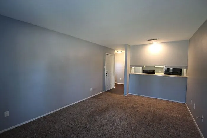 420 W Heritage Dr #110 — Photo 7