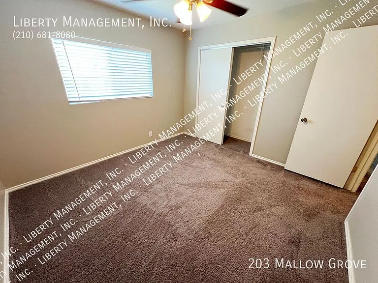 203 Mallow Grv — Photo 26