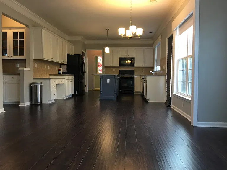 580 Marylebone Dr — Photo 5