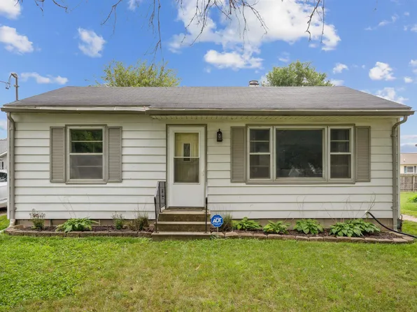 114 Mary Dr, Evansdale, IA 50707