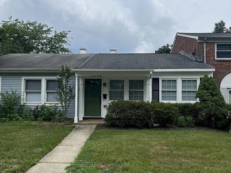 12709 Marquette Ln — Photo 2