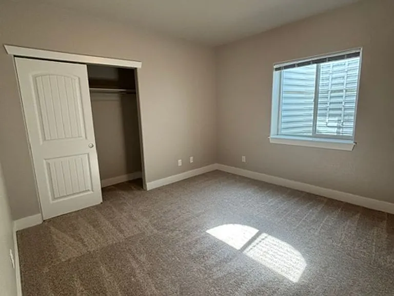 1333 Alyssa Way — Photo 54
