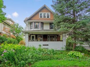 620 Clinton Ave, Oak Park, IL 60304
