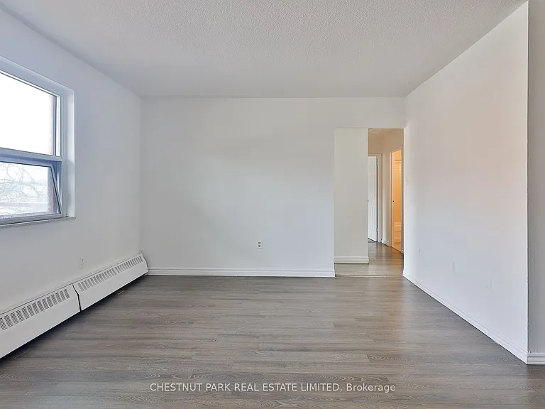 900 Glen St #215 — Photo 14