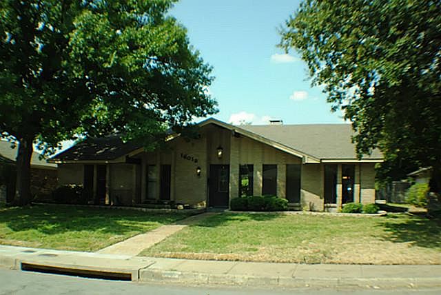 1st image of 16019 Longvista Dr