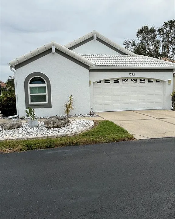 1332 Capri Isles Blvd