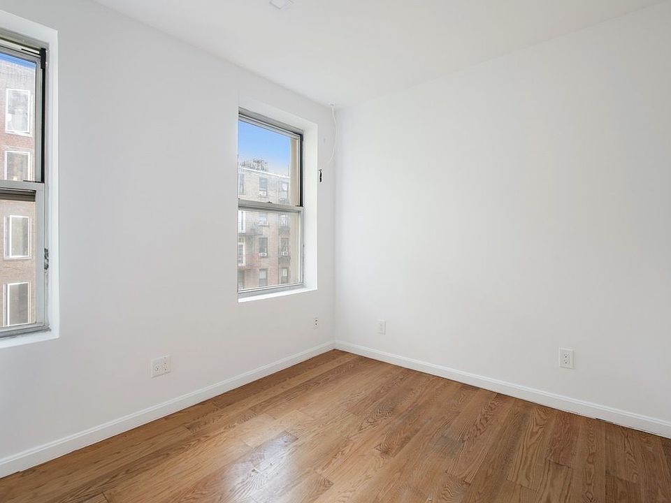 1st image of 103 Saint Marks Pl APT 3D