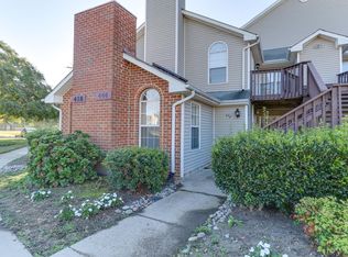 422 Lees Mill Dr, Newport News, VA 23608