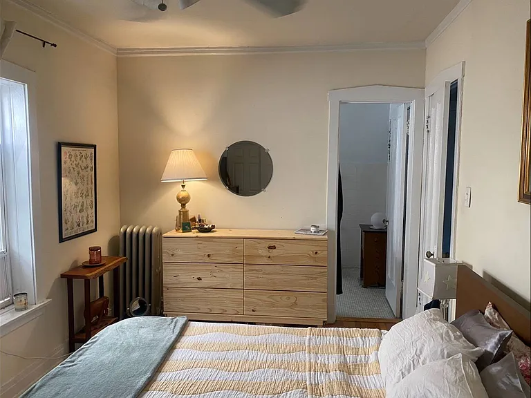 2804 N Cambridge Ave — Photo 7