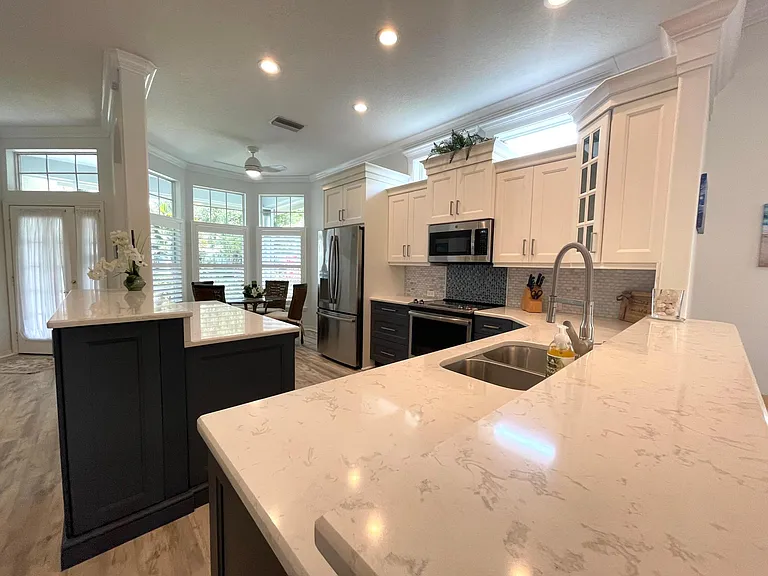 321 Lansbrook Dr — Photo 14
