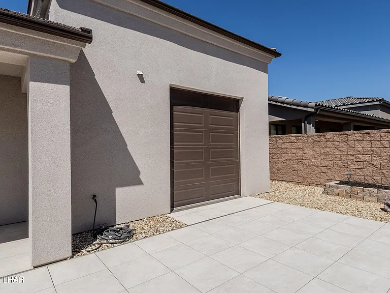 1631 E Laurel Dr — Photo 38