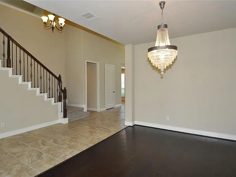 11002 Glenrothers Dr — Photo 6