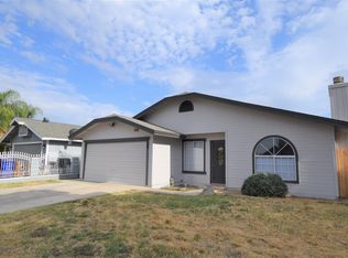 12335 Badger Ave, Orosi, CA 93647