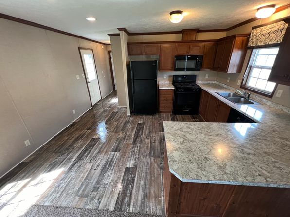 327 Kensington #210