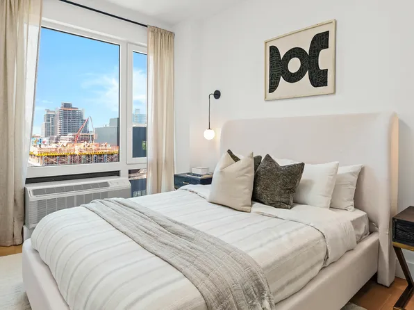 526 Baltic Street image 8 of 62