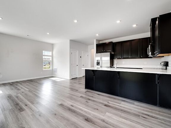 2nd image of 158 Primrose Ln