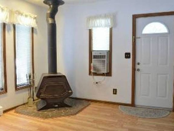 Wood burning fire place keeps the winter heating bills low!