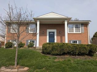 12317 Crosswinds Dr, Middletown, KY 40243