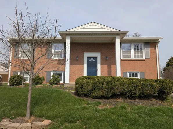 12317 Crosswinds Dr, Middletown, KY 40243