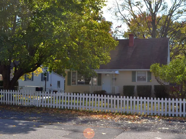 516 Loudoun Ave, Waynesboro, VA 22980