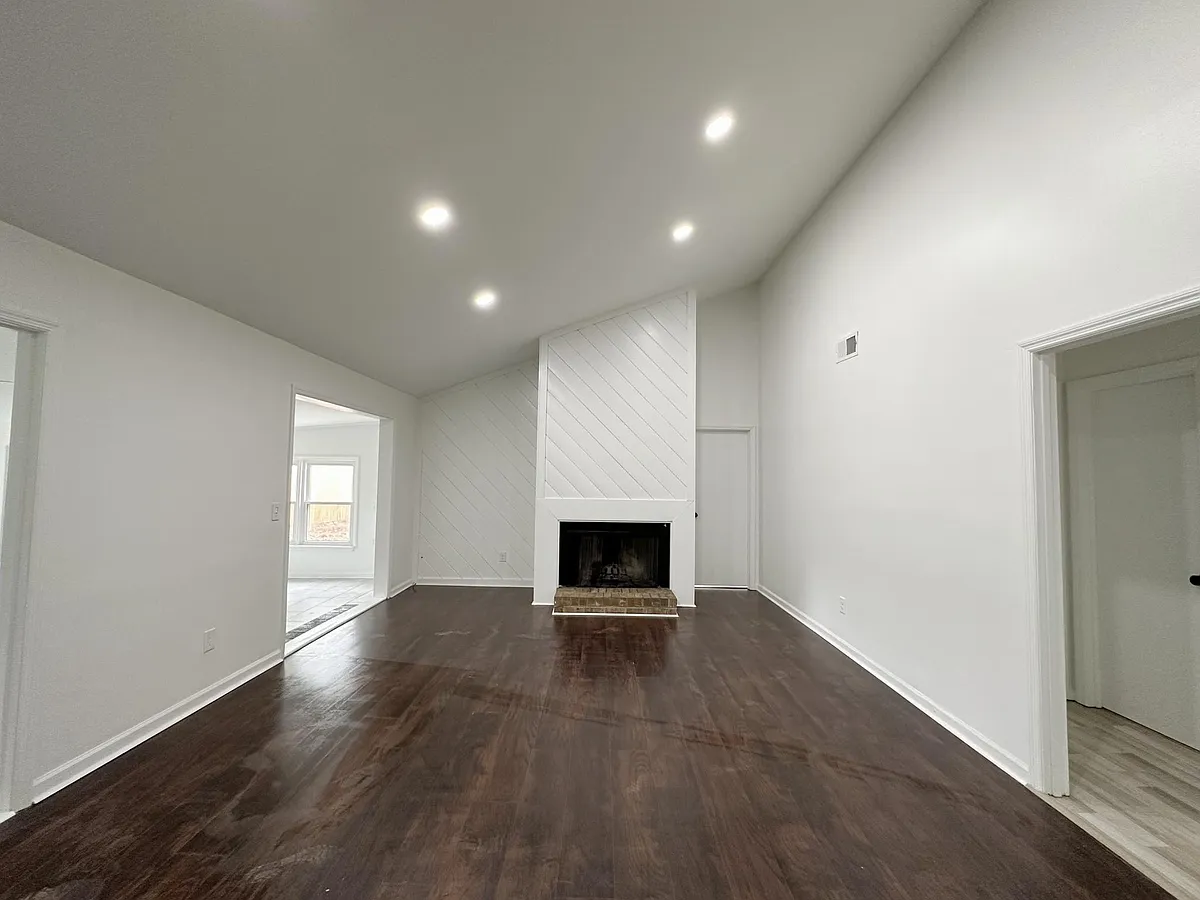 Building Photo - 219 Pebble Creek Rd
