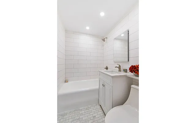 Rented by Douglas Elliman | media 4