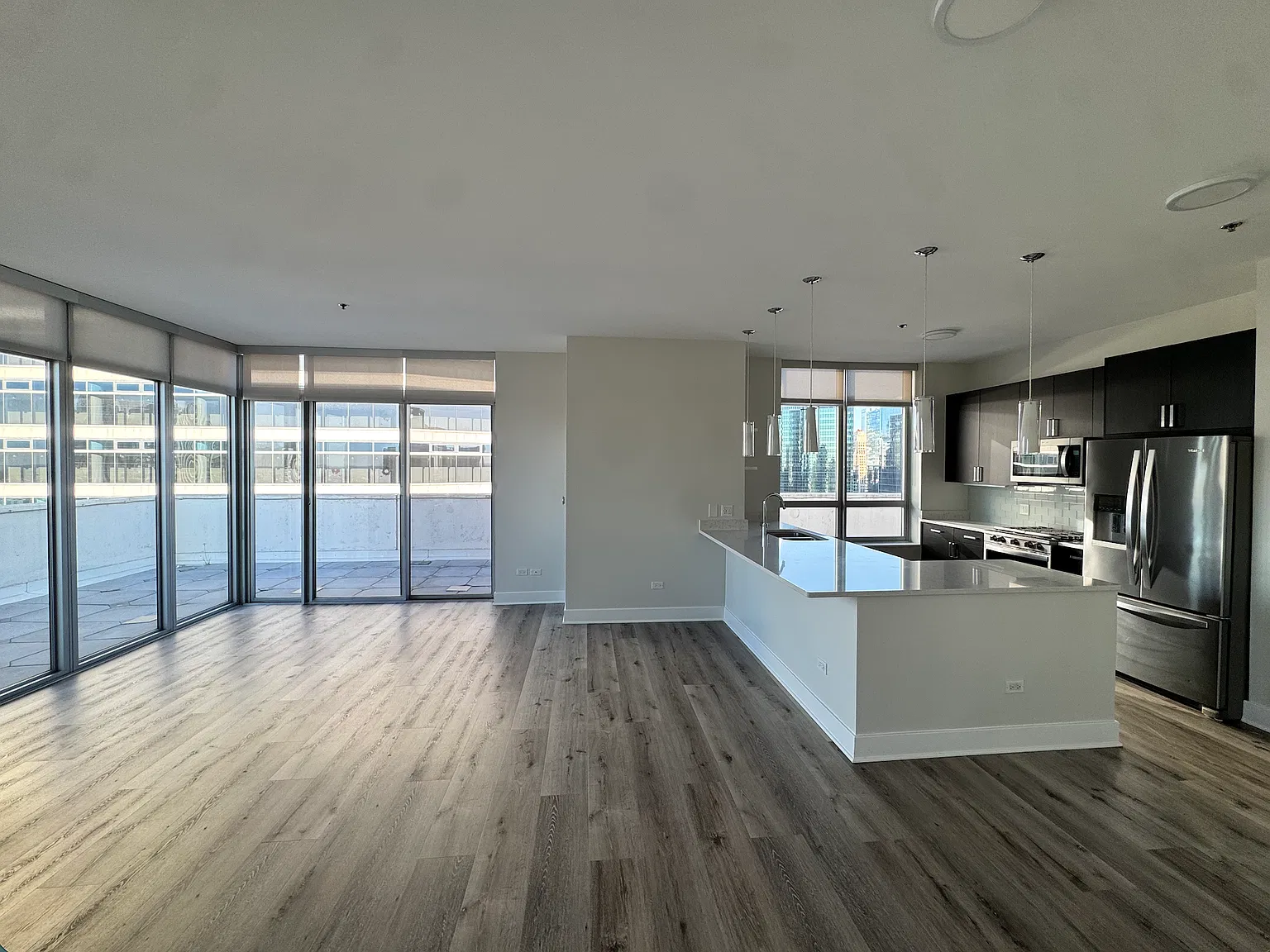 230 N Canal St — Photo 3