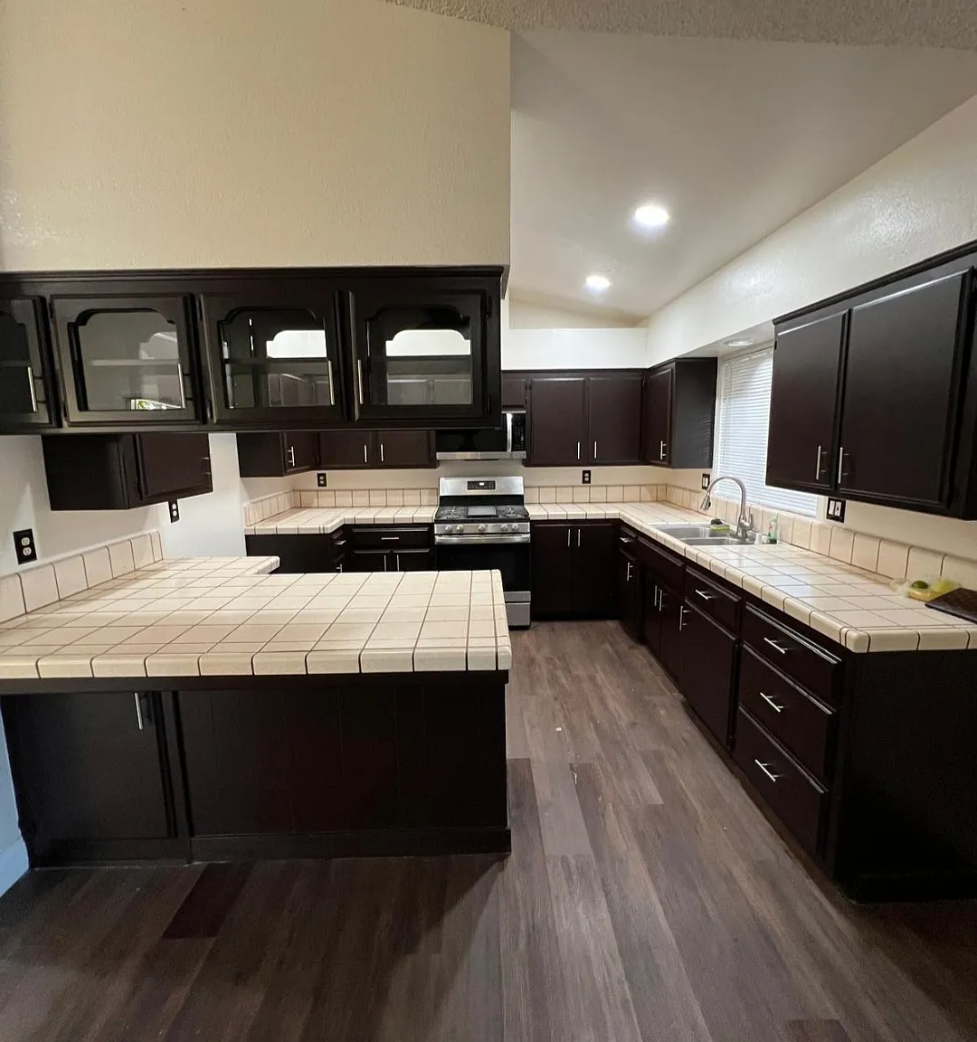 3 bed, 1683 sqft, $2,300 — Photo 3