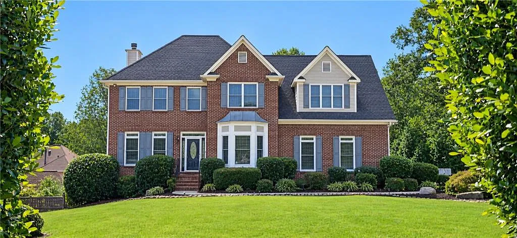 6 bed, 3.5 bath, 4194 sqft, $4,750 — Photo 1