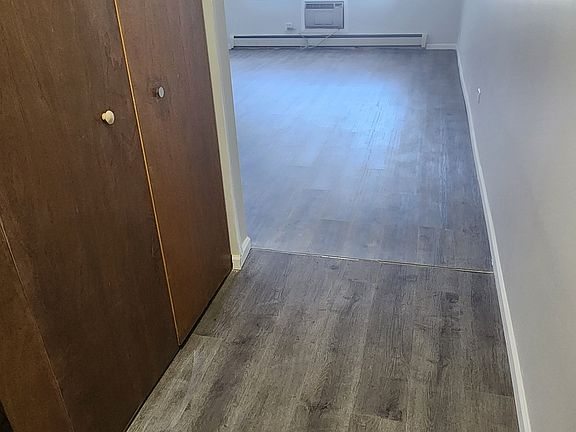5th image of 835 Pearson St APT 102