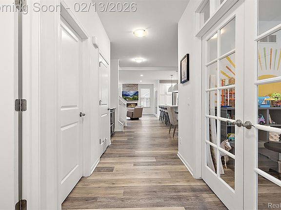 3rd image of 4201 Kent Rd