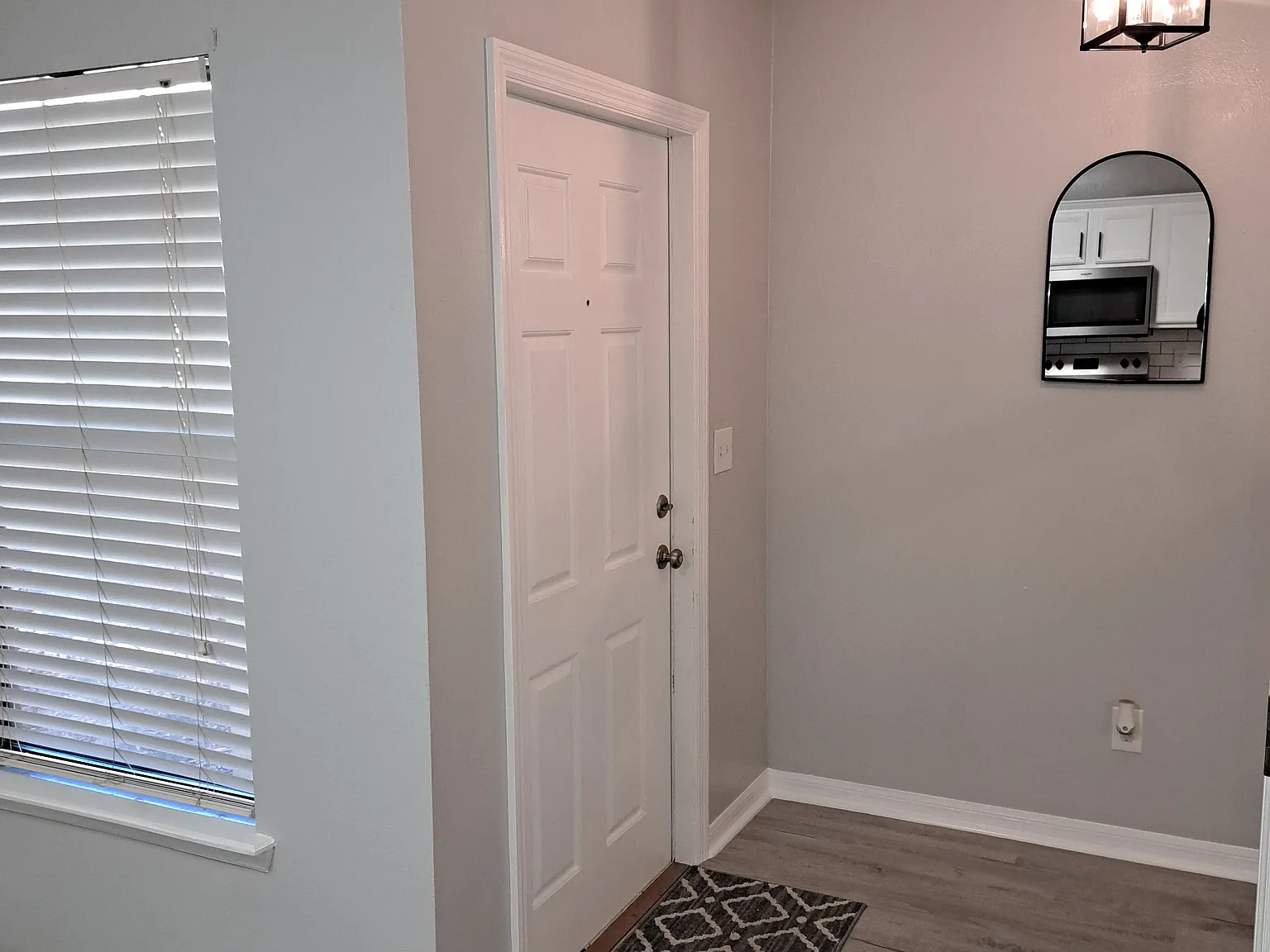 3 bed, 2.5 bath, 1548 sqft, $1,750 — Photo 4