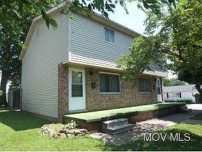 3rd image of 3205 Plum St