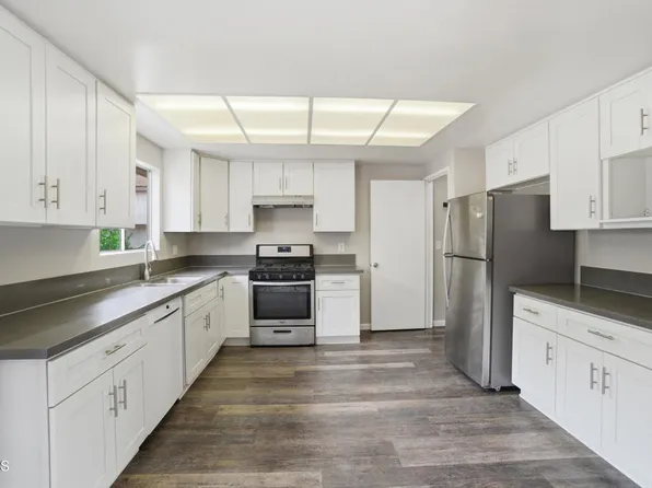 735 County Square Dr Unit 34, Ventura, CA 93003