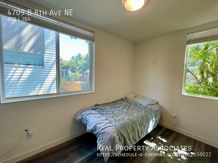 4709 8th Ave NE Seattle WA Zillow