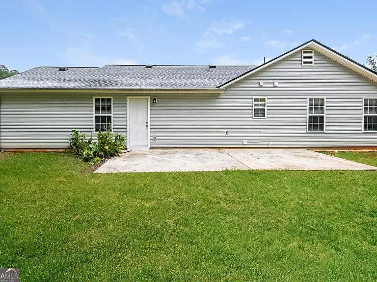 188 Carthage Blvd — Photo 15
