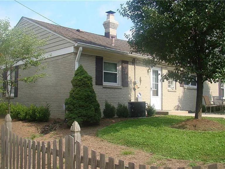 3558 Central Ave — Photo 3
