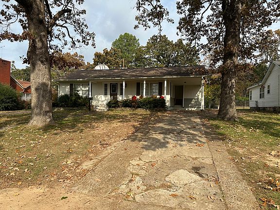 3rd image of 1735 E College St