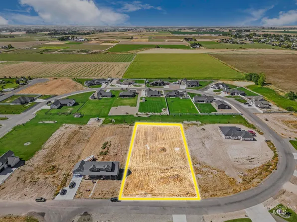 3839 Susan Cir E, Hansen, ID 83334