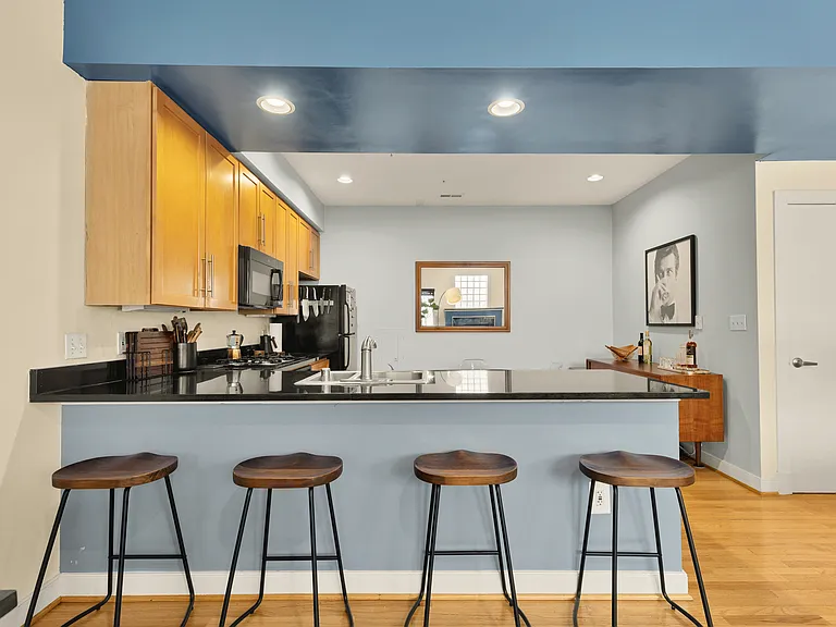 2363 Champlain St NW #3 — Photo 7