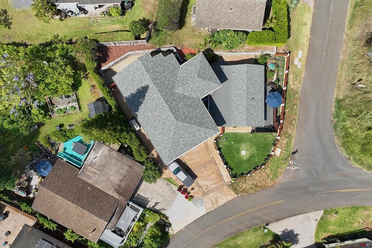 230 Ainakula Rd — Photo 2