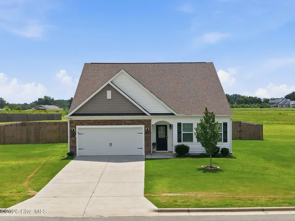 1828 Dakota Creek Drive, Ayden, NC 28513