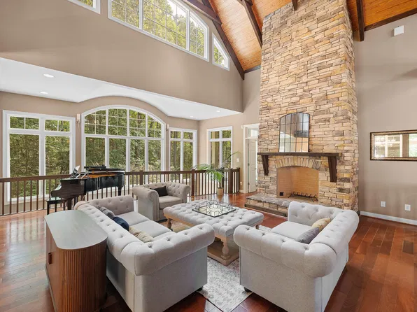 184 Weaver Trl, New Hill, NC 27562